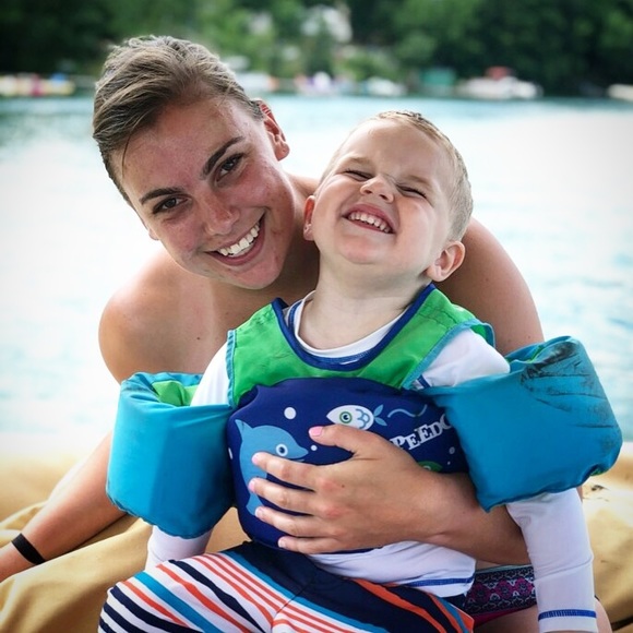 Meet me, Taylor! - Picture 3 of 6